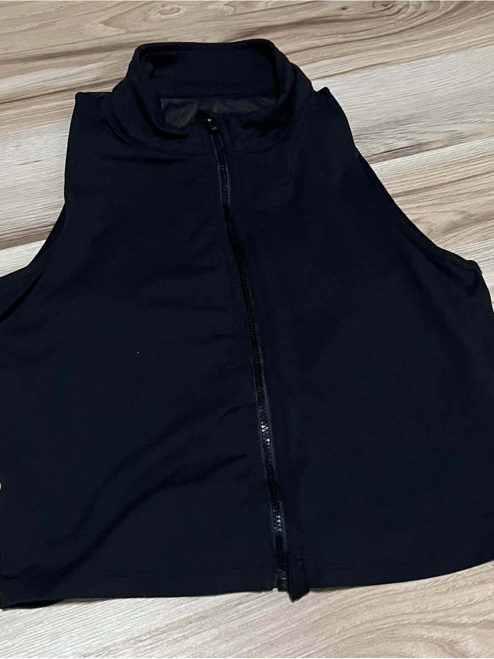 Fabletics Black Sleeveless Zip Crop Top